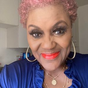 Meet your Posher, Tamara